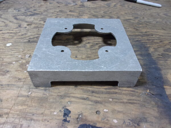 Plinth / Column Base: 7
