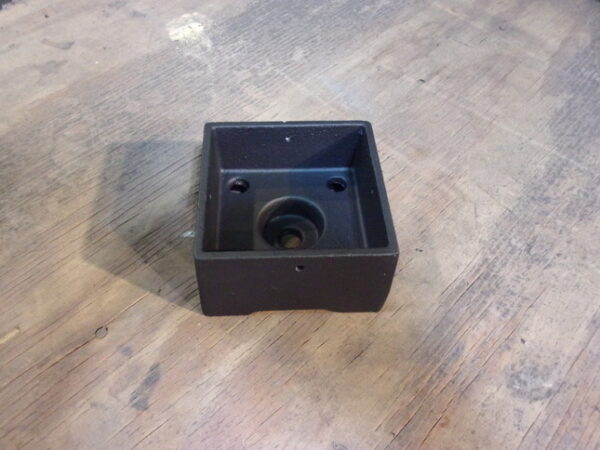 4x4 Anchored Base Finished Cut (F4B): (3-1/2 x 3-1/2 actual ID)