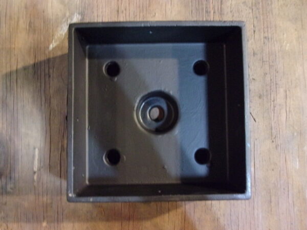 6x6 Anchored Base – Finished Cut (F6B): (5-1/2 x 5-1/2 actual ID)